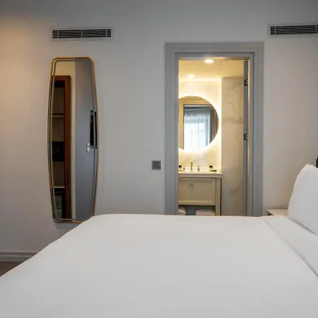 Smart And Simple Hotel Karakoy Istanbul Exterior photo