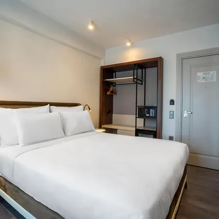Smart And Simple Hotel Karakoy Istanbul Exterior photo