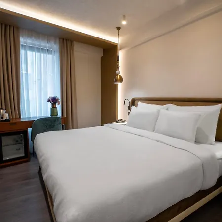 Smart And Simple Hotel Karakoy Istanbul Exterior photo