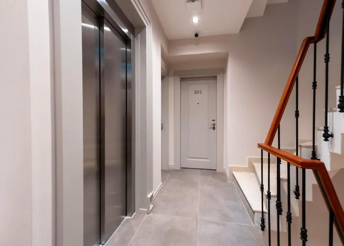 Smart And Simple Hotel Karakoy