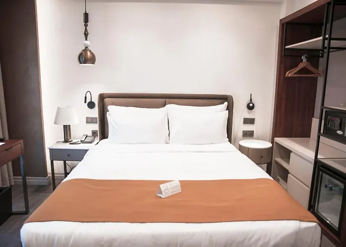 Smart And Simple Hotel Karakoy